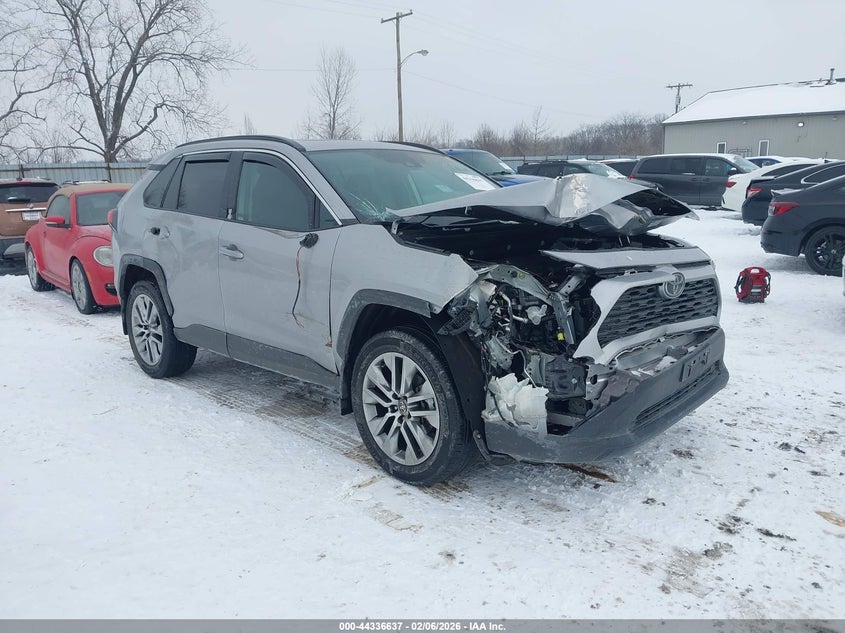 2023 Toyota Rav4 Xle Premium