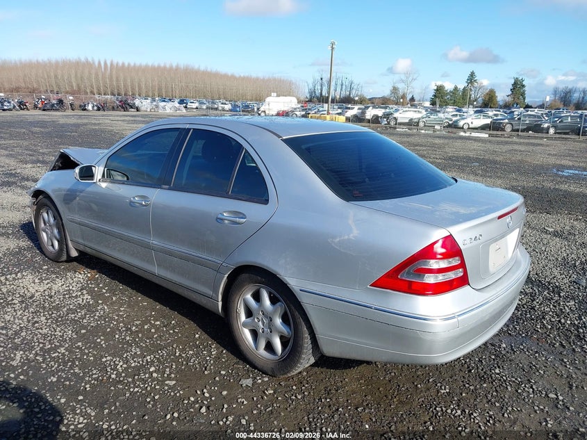 2004 MERCEDES-BENZ C 240 auction photo 3