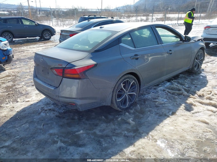 2023 Nissan Altima Sr Fwd