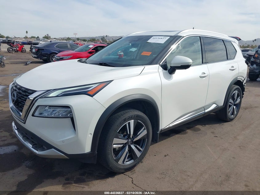 2022 Nissan Rogue Platinum Fwd