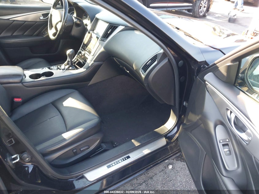 2014 Infiniti Q50 Premium