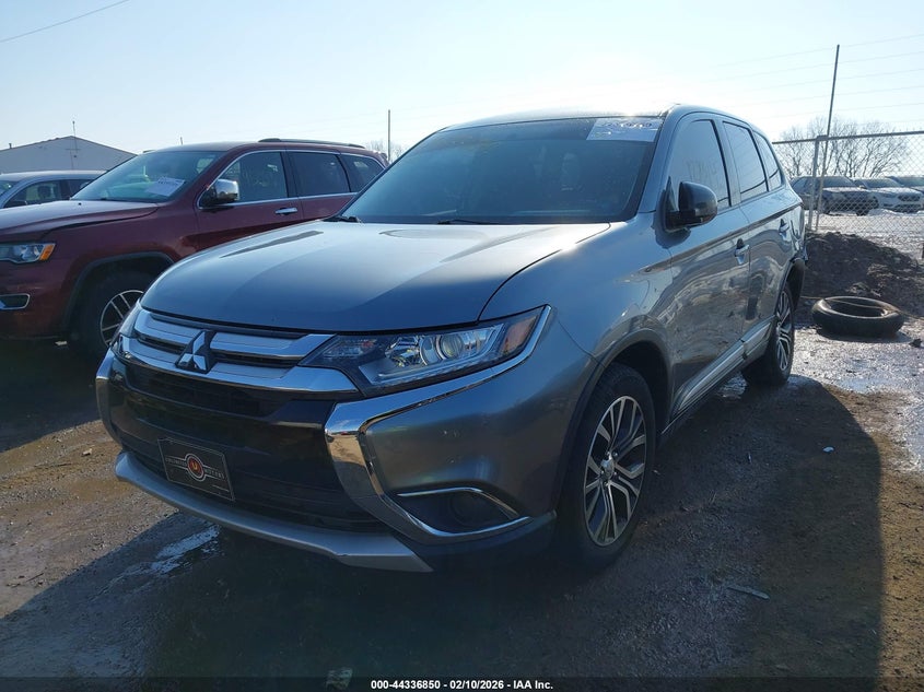 2016 Mitsubishi Outlander Es
