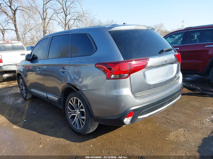 2016 Mitsubishi Outlander Es