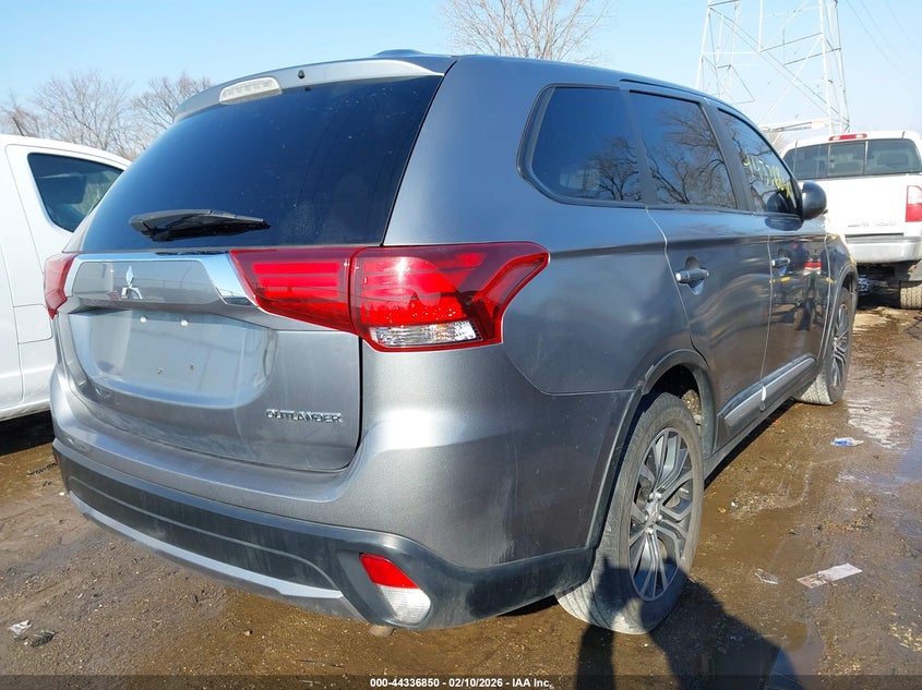 2016 Mitsubishi Outlander Es