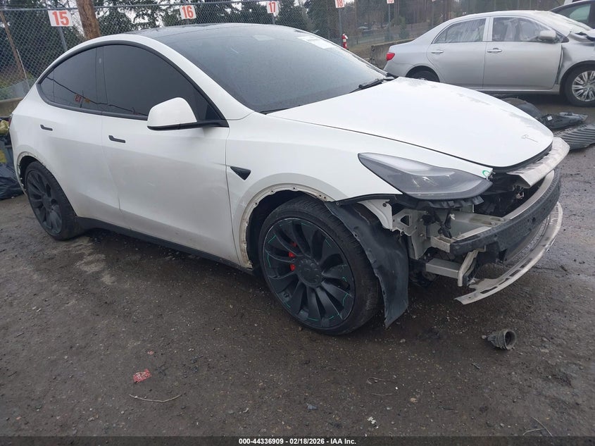 2022 Tesla Model Y Performance Dual Motor All-Wheel Drive