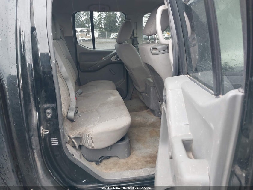2012 NISSAN FRONTIER auction photo 8