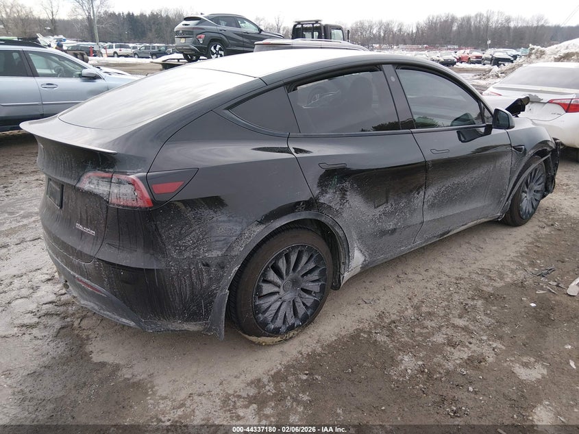 2022 Tesla Model Y Performance Dual Motor All-Wheel Drive