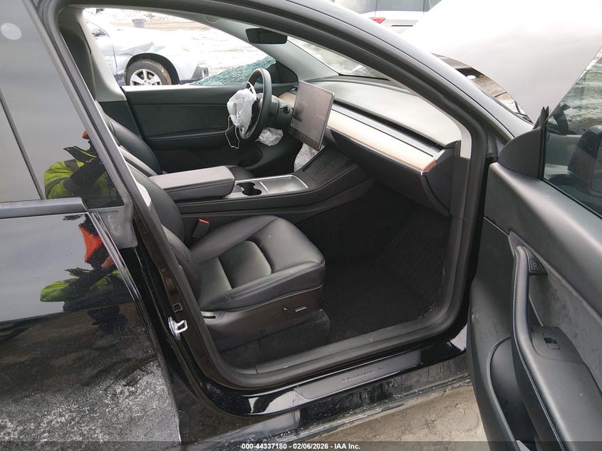 2022 Tesla Model Y Performance Dual Motor All-Wheel Drive