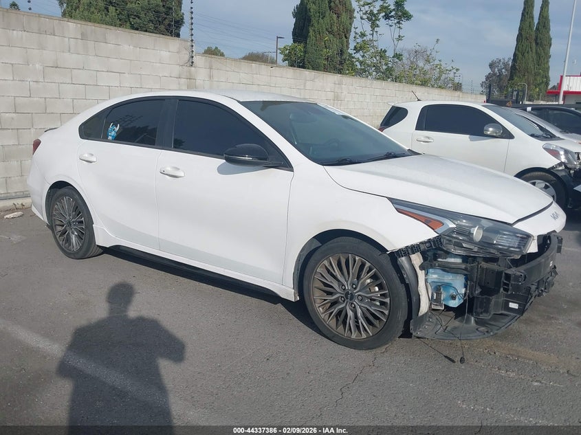 2022 Kia Forte Gt-Line