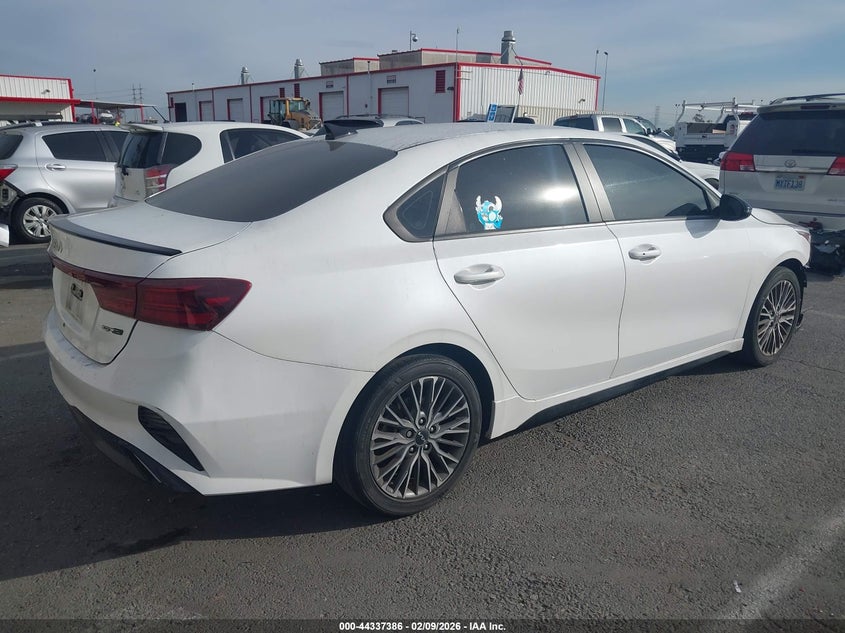 2022 Kia Forte Gt-Line