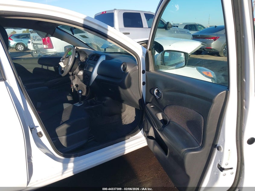 2019 Nissan Versa 1.6 Sv