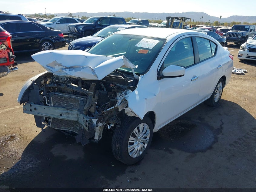 2019 Nissan Versa 1.6 Sv