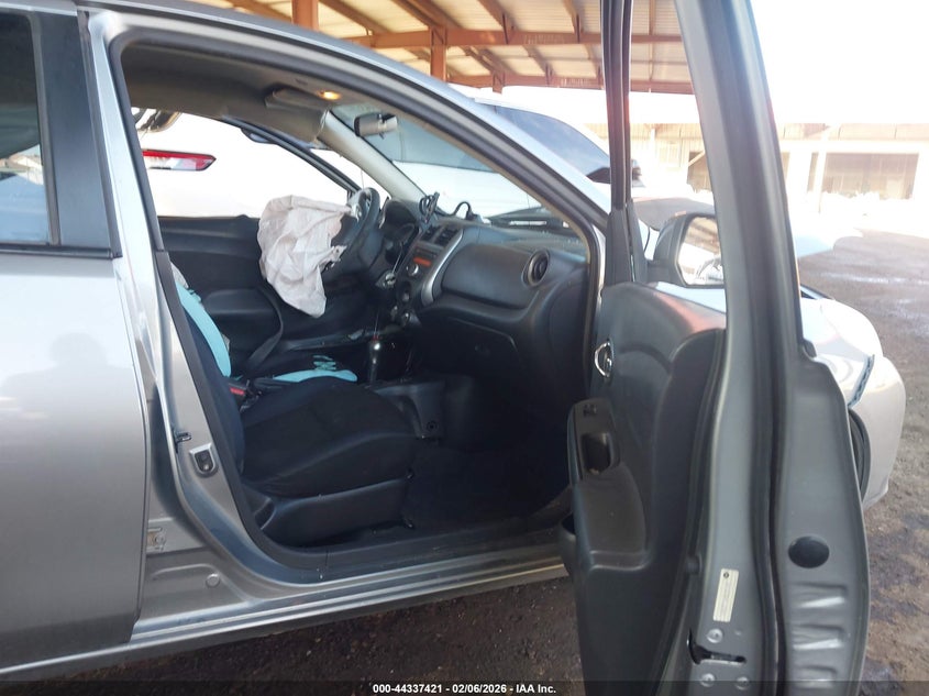 2012 Nissan Versa 1.6 Sl