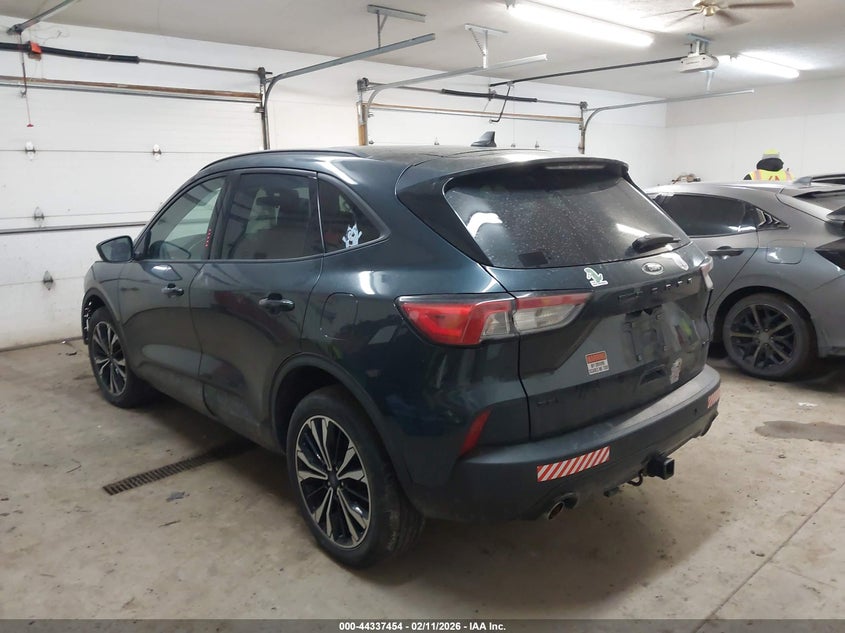 2022 Ford Escape Sel