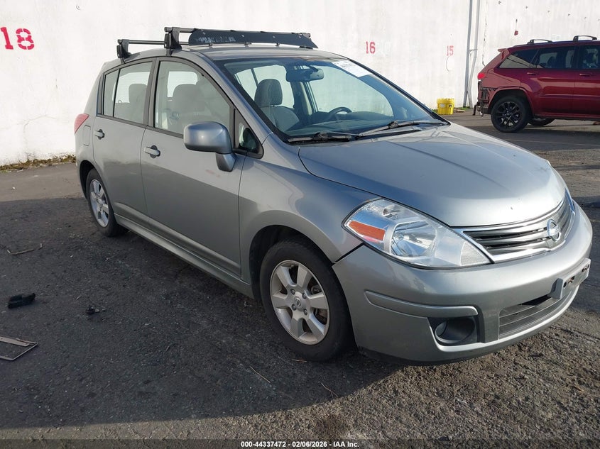 NISSAN VERSA 1.8SL