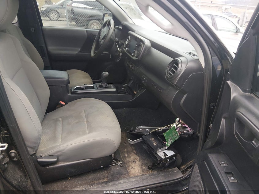 2020 Toyota Tacoma Sr