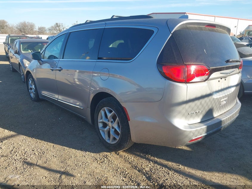 Vin: 2c4rc1bg8hr816082, lot: 44834031, chrysler pacifica touring-l 20173