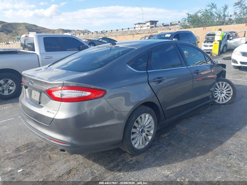 2014 Ford Fusion Hybrid Se