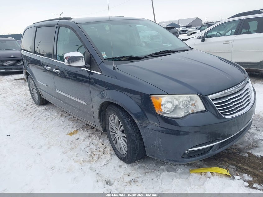 2013 Chrysler Town & Country Touring-L
