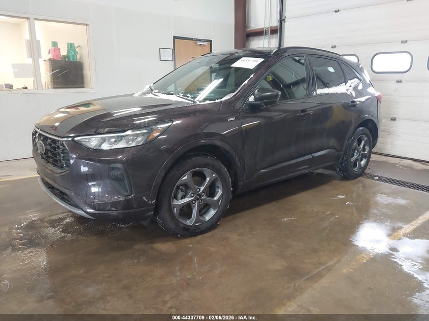 2023 Ford Escape St-Line