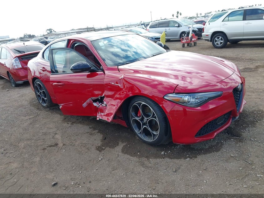 2022 Alfa Romeo Giulia Veloce Ti Rwd