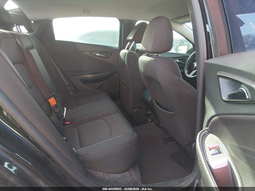 VIN 1G1ZB5ST2JF289430 2018 CHEVROLET MALIBU 1LS