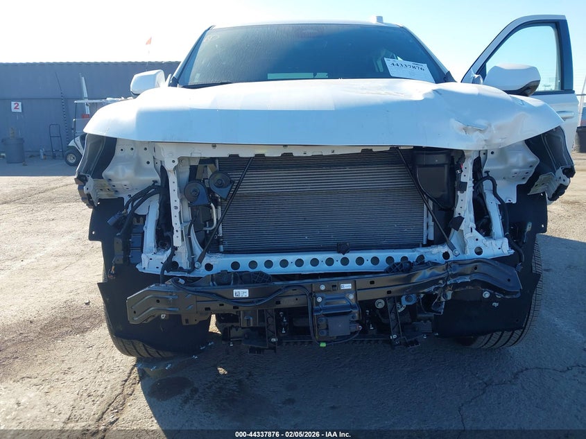 2025 CHEVROLET TAHOE 6.2L V-8 DI, VVT, 42(VIN: 1GNS6RRL9SR405224