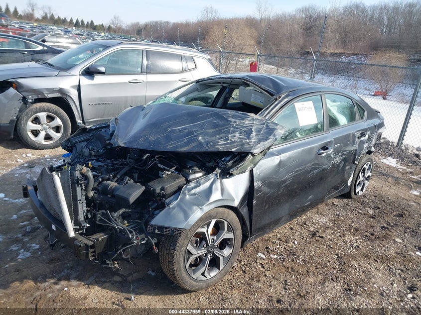 VIN: 3KPF24AD5LE173179 2020 KIA FORTE LXS