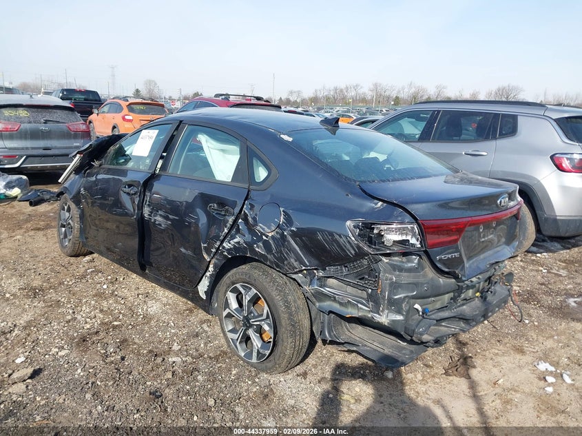 VIN: 3KPF24AD5LE173179 2020 KIA FORTE LXS