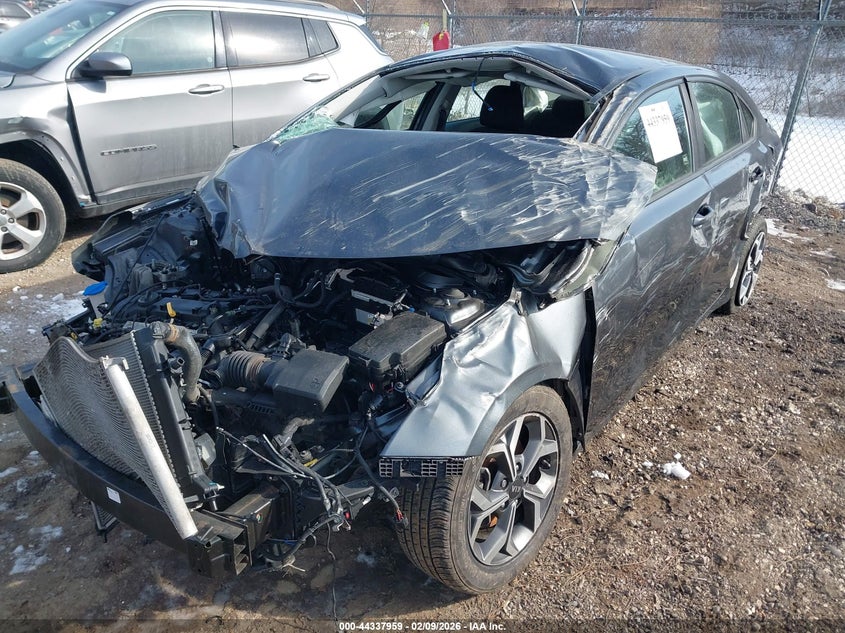 VIN: 3KPF24AD5LE173179 2020 KIA FORTE LXS