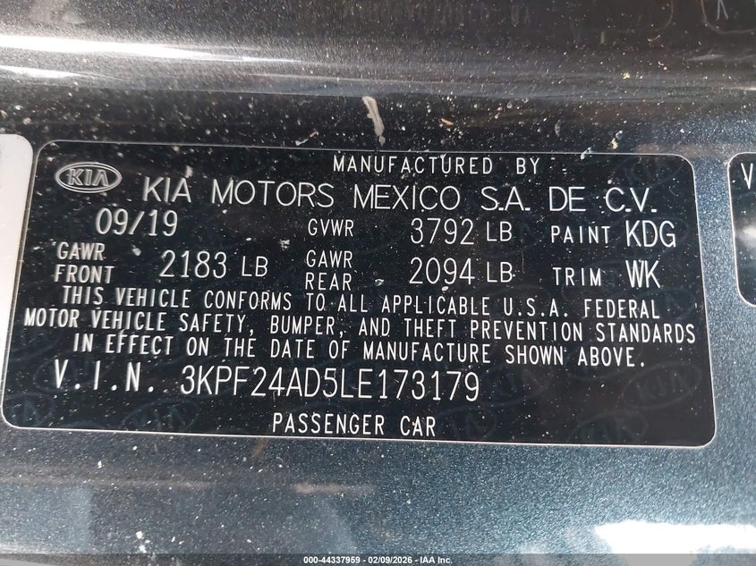 VIN: 3KPF24AD5LE173179 2020 KIA FORTE LXS