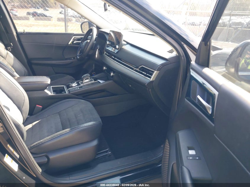 2022 Mitsubishi Outlander Black Edition S-Awc/Se 2.5 S-Awc/Se Launch Edition S-Awc