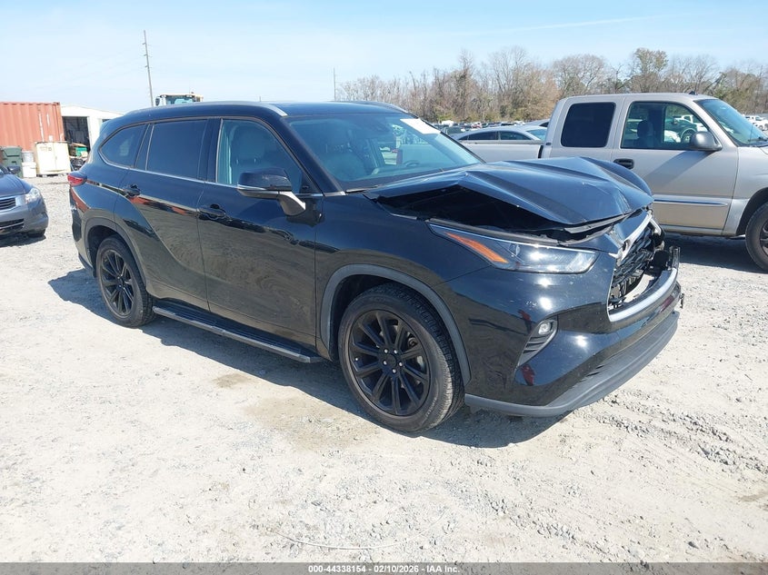 2022 Toyota Highlander Xle