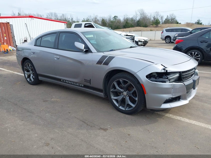2016 Dodge Charger Sxt