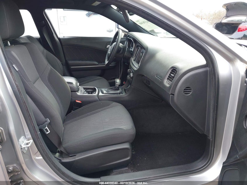 2016 Dodge Charger Sxt