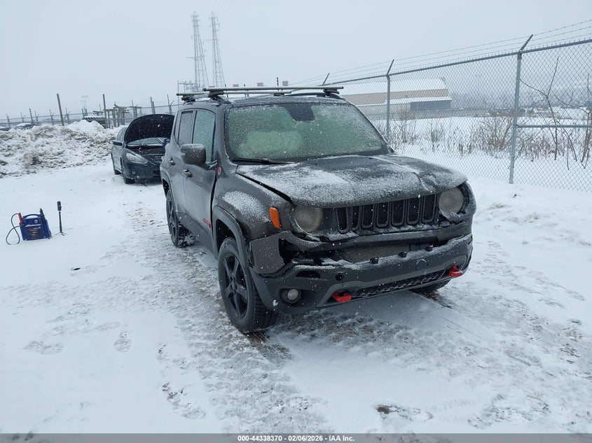 2018 Jeep Renegade Trailhawk 4X4