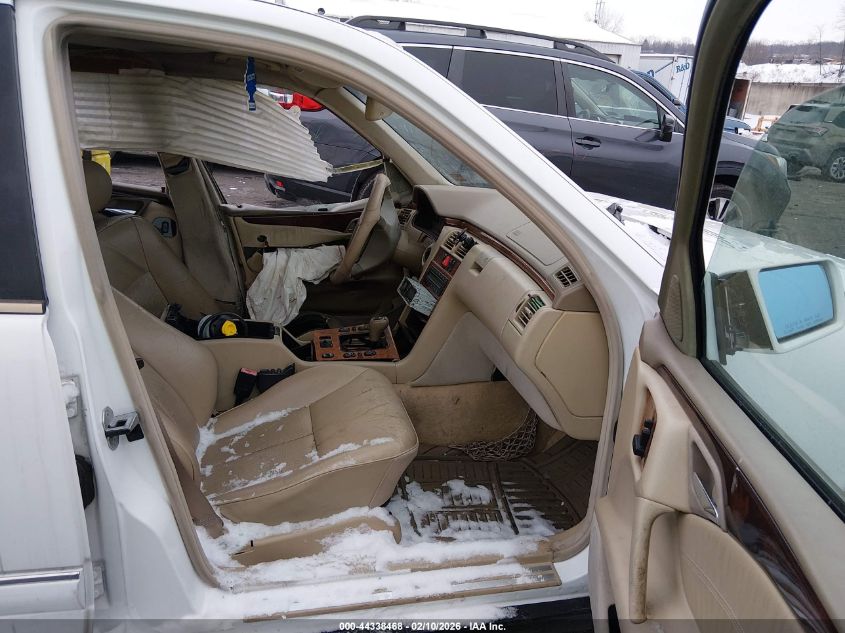 1999 Mercedes-Benz E 320