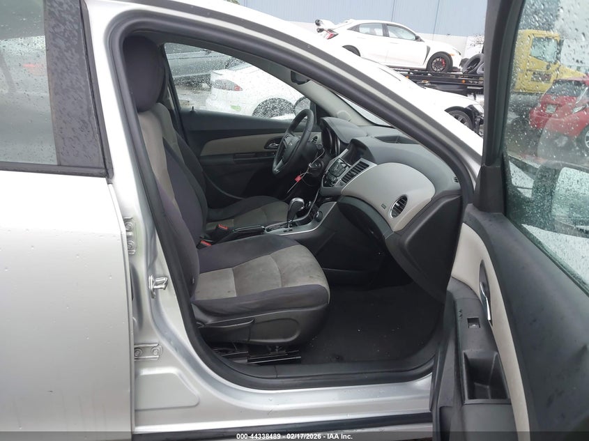 2014 Chevrolet Cruze Ls Auto