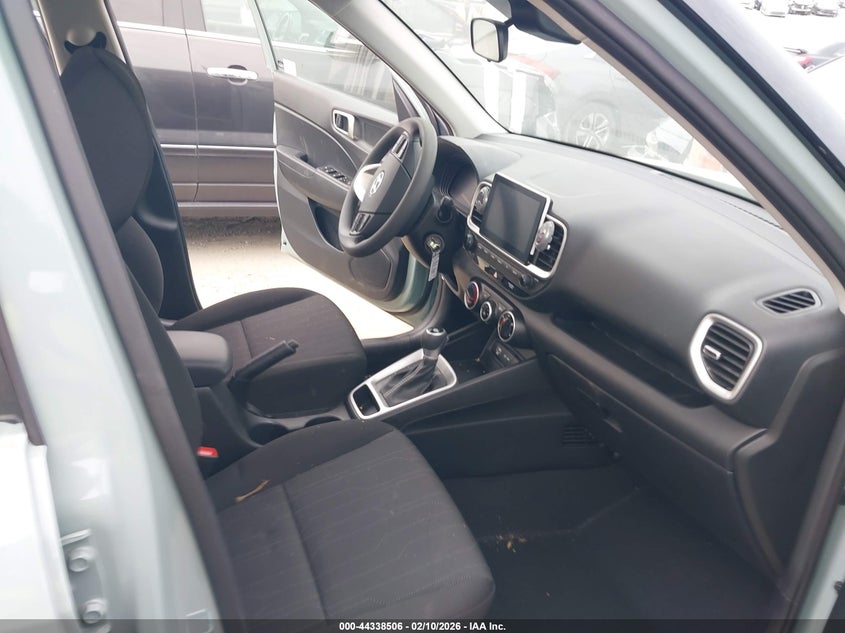 2025 Hyundai Venue Se