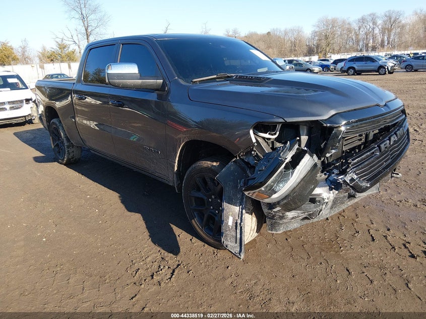2023 Ram 1500 Laramie 4X4 6'4 Box