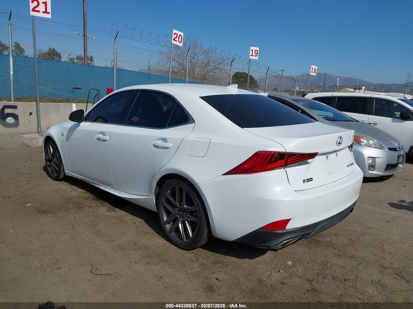Vin: jthba1d28h5049774, lot: 44834978, lexus is 200t 20173