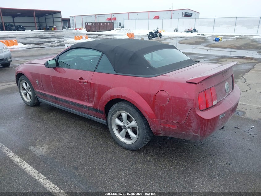 2007 Ford Mustang V6 Deluxe/V6 Premium