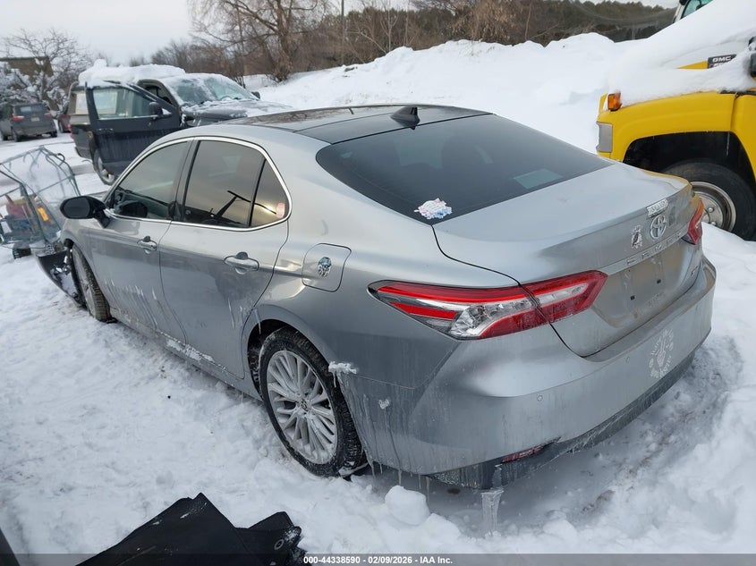 2020 Toyota Camry Xle