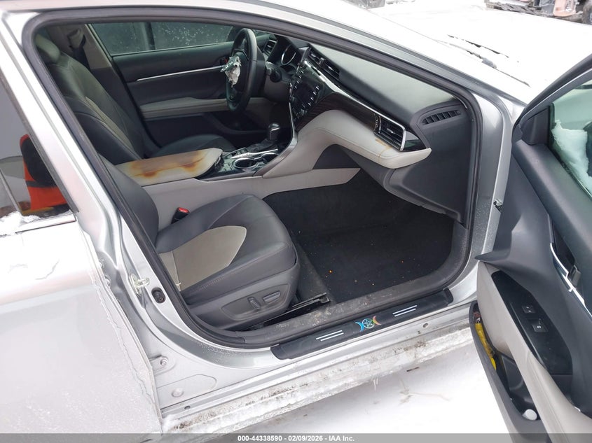 2020 Toyota Camry Xle