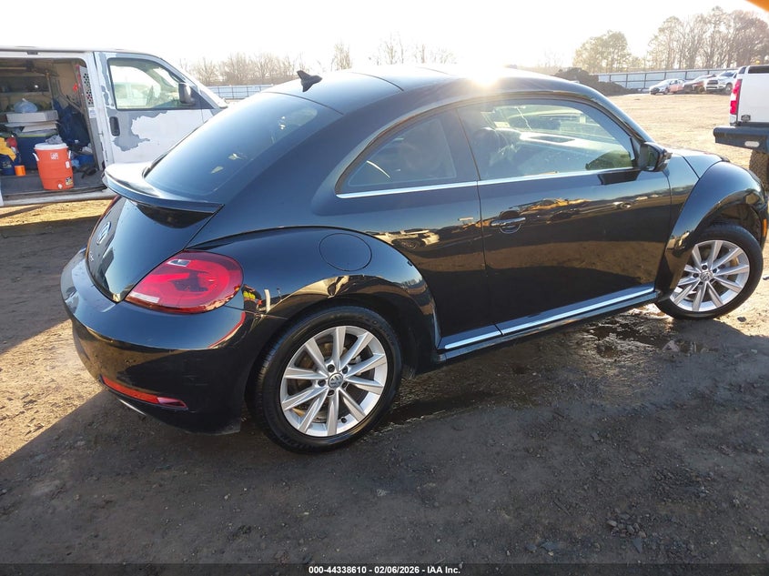2018 Volkswagen Beetle 2.0T Se