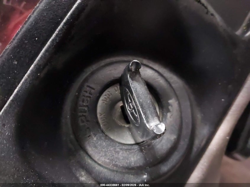 2000 Toyota Tacoma Base V6 VIN: 4TAWN72N5YZ615062 Lot: 44338661