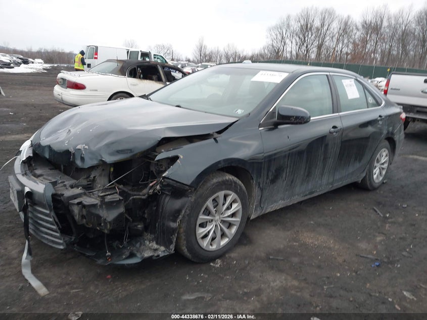 2015 Toyota Camry Le
