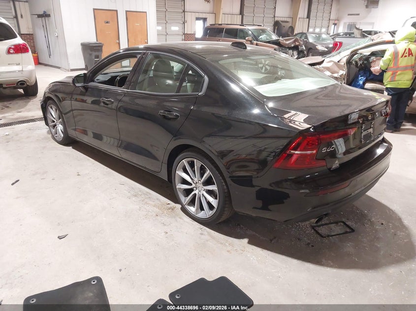 2019 Volvo S60 T5 Momentum