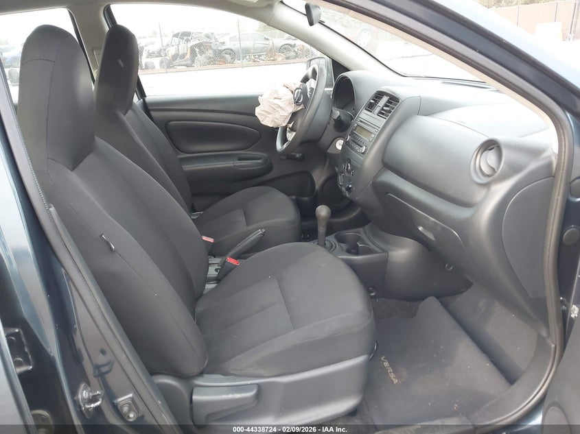 2016 Nissan Versa 1.6 S+