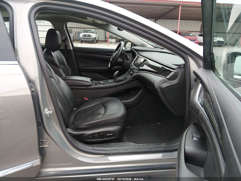 2017 BUICK LACROSSE auction photo 5